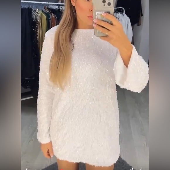 Short a line sequence dress lined black satin ribbon closure - Picture 8 of 11